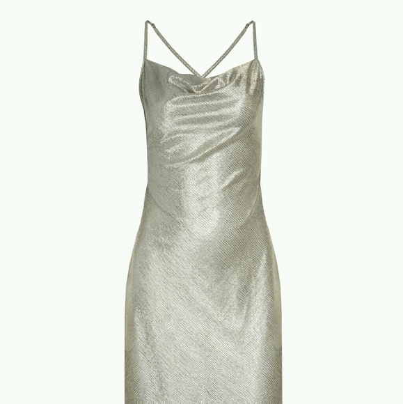 Meet your Posher, Mae - Picture 1 of 1